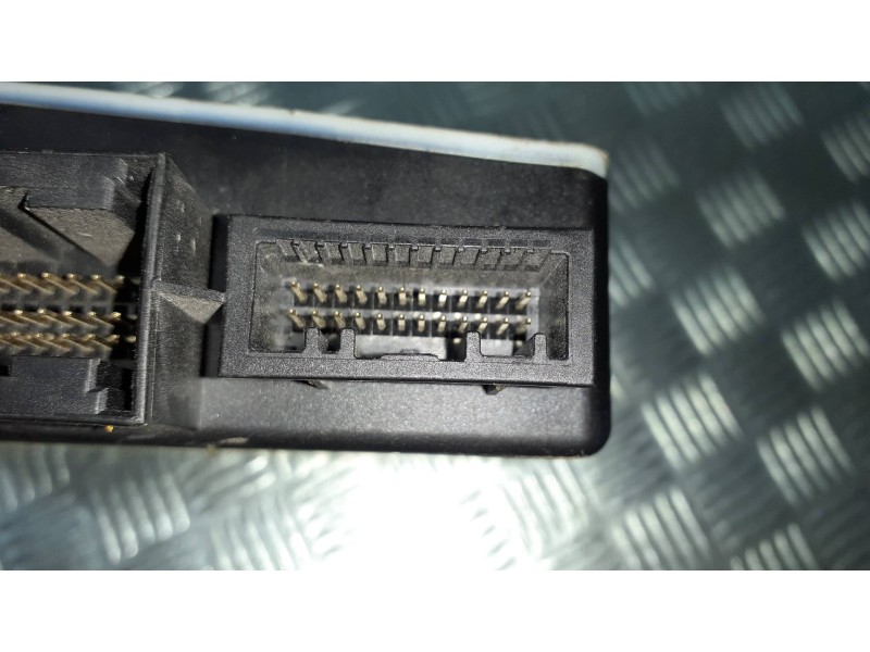 Recambio de centralita airbag para renault megane iii berlina 5 p referencia OEM IAM 985105478R 284100 