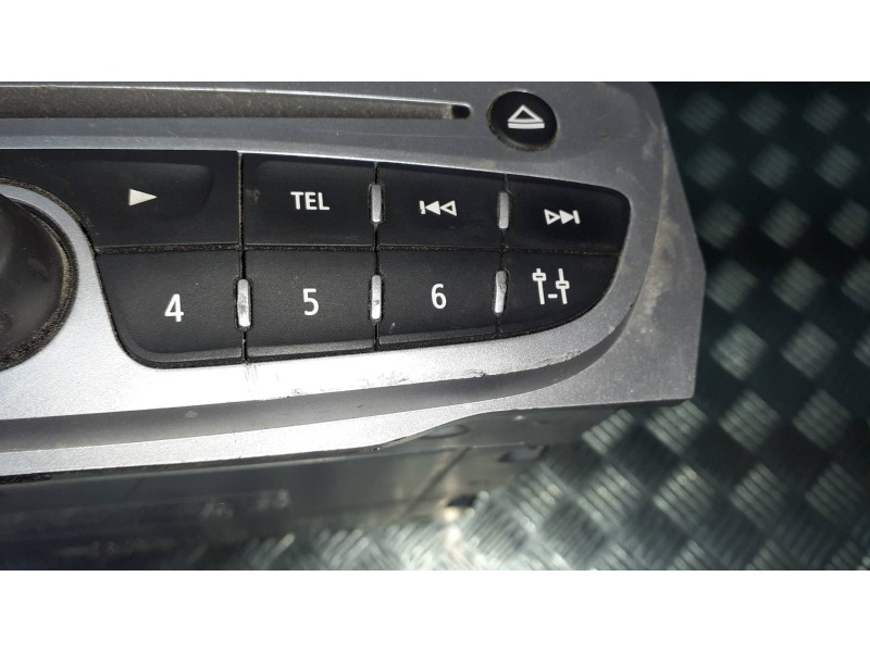 Recambio de sistema audio / radio cd para renault megane iii berlina 5 p referencia OEM IAM 281150743R 8153511 7641104391