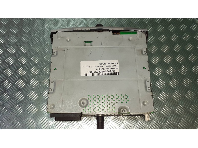 Recambio de sistema audio / radio cd para renault megane iii berlina 5 p referencia OEM IAM 281150743R 8153511 7641104391