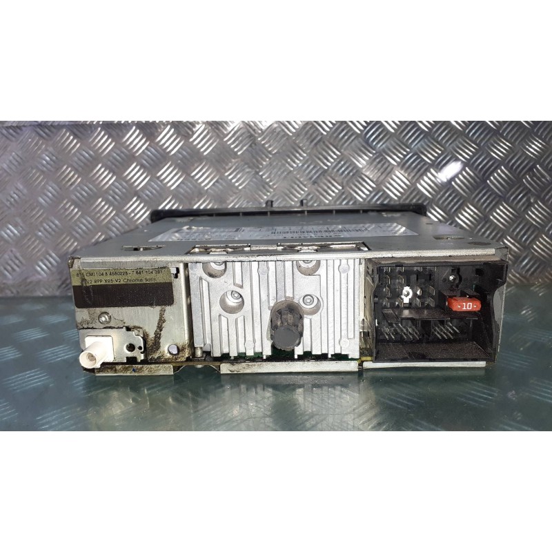 Recambio de sistema audio / radio cd para renault megane iii berlina 5 p referencia OEM IAM 281150743R 8153511 7641104391