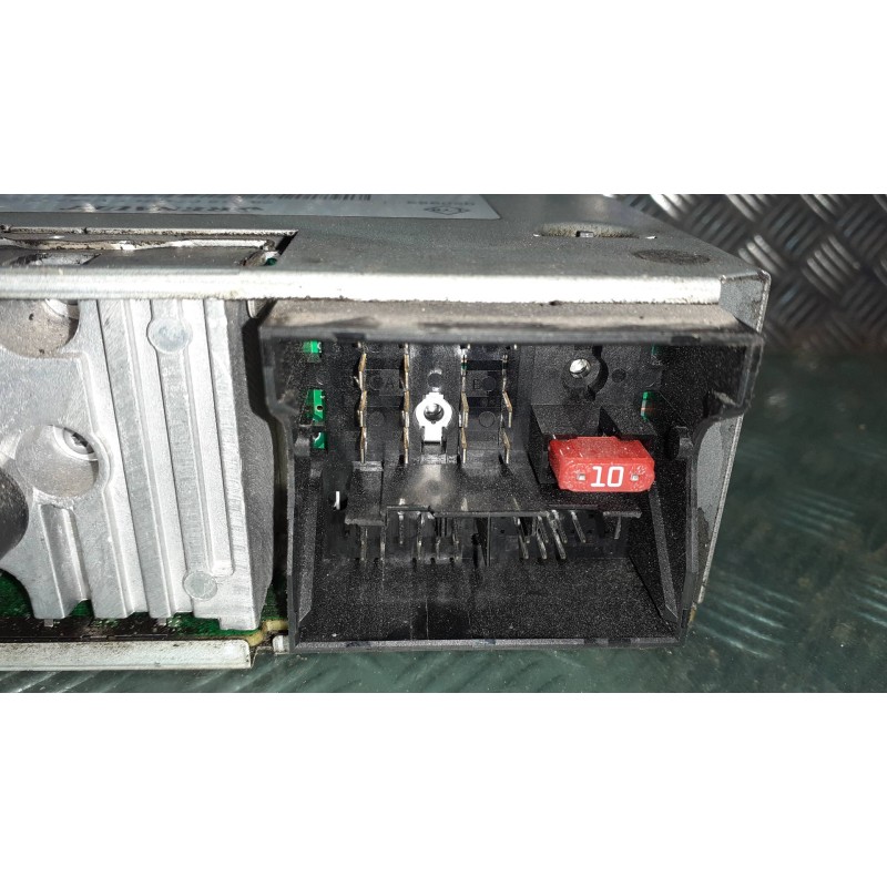 Recambio de sistema audio / radio cd para renault megane iii berlina 5 p referencia OEM IAM 281150743R 8153511 7641104391