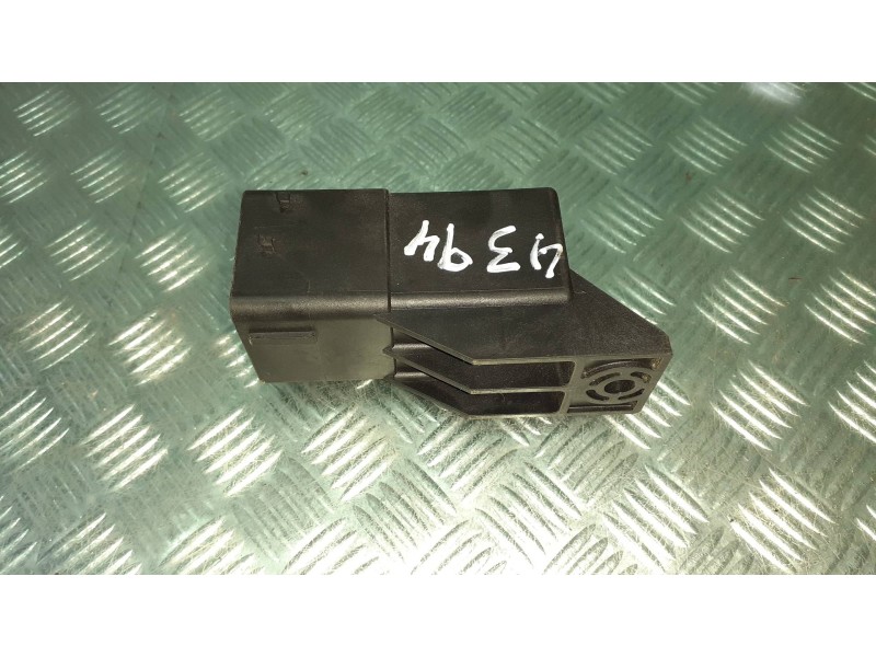 Recambio de caja precalentamiento para peugeot 407 referencia OEM IAM 51252002 9640469680 