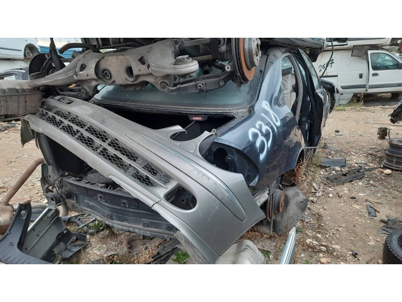 mercedes-benz clase e (w211) berlina del año 2005