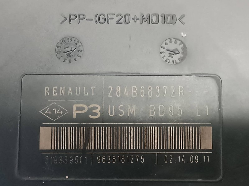 Recambio de caja reles / fusibles para renault megane iii berlina 5 p referencia OEM IAM 284B68372R P3USMBD95L1 