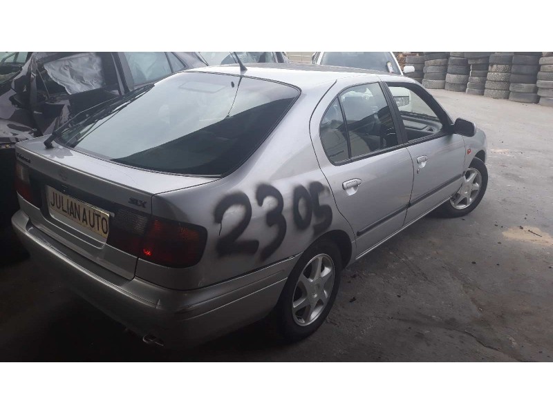 nissan primera berlina (p11) del año 1997