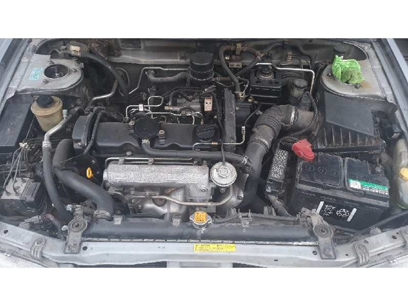 nissan primera berlina (p11) del año 1997