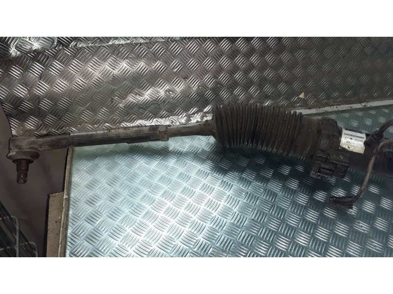 Recambio de cremallera direccion para kia carnival referencia OEM IAM 577004D500  