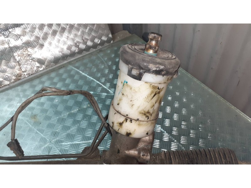 Recambio de cremallera direccion para kia carnival referencia OEM IAM 577004D500  