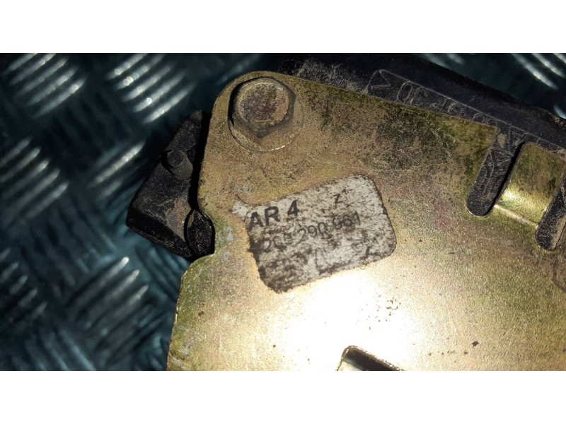 Recambio de cerradura puerta delantera izquierda para dacia logan referencia OEM IAM 200290961  