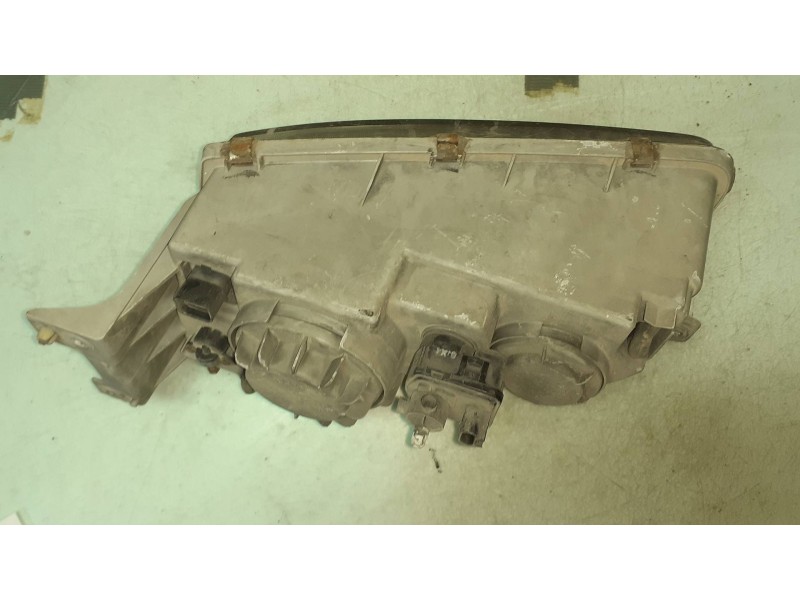 Recambio de faro derecho para hyundai h 1 h 1 furg.caja cerr.c. puerta referencia OEM IAM 1012395  