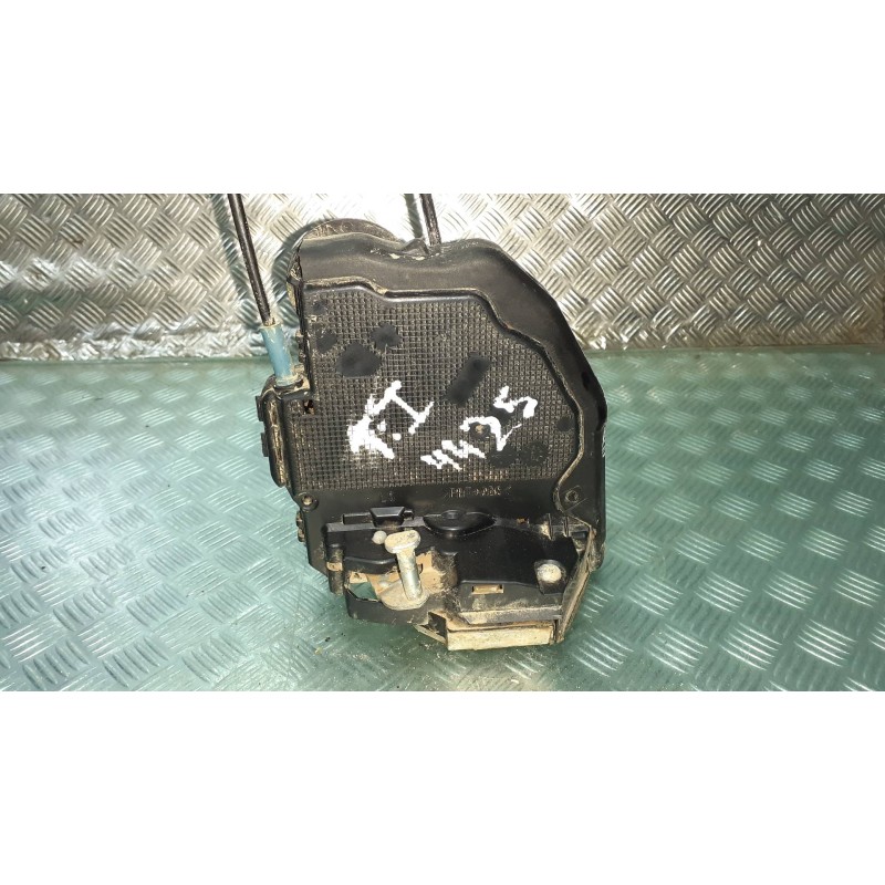 Recambio de cerradura puerta trasera izquierda para toyota rav 4 (a3) referencia OEM IAM 9100110  