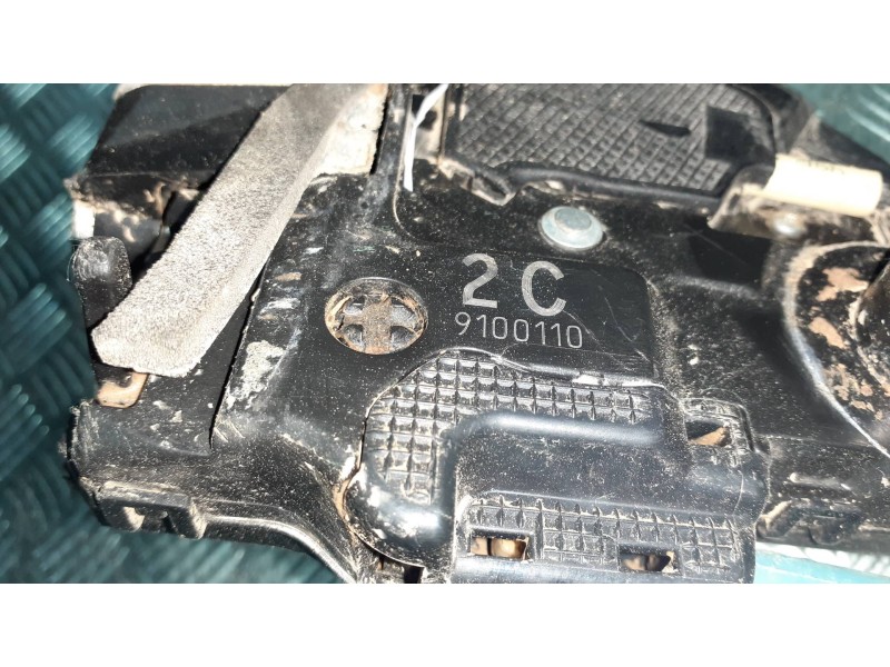 Recambio de cerradura puerta trasera izquierda para toyota rav 4 (a3) referencia OEM IAM 9100110  