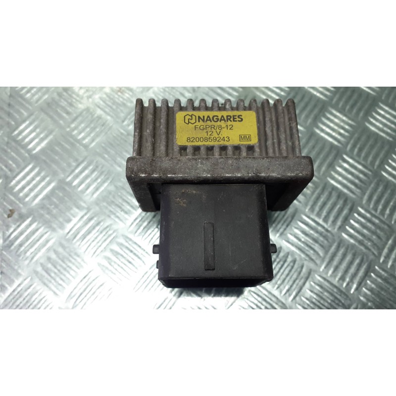 Recambio de caja precalentamiento para renault megane iii berlina 5 p referencia OEM IAM 8200859243  