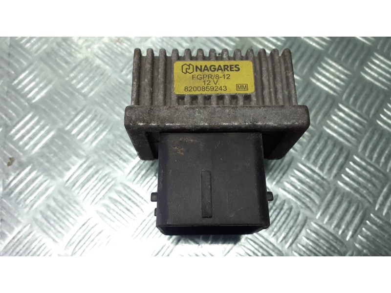 Recambio de caja precalentamiento para renault megane iii berlina 5 p referencia OEM IAM 8200859243  