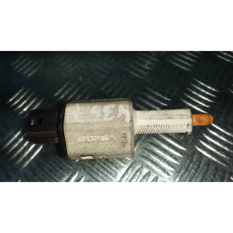 Recambio de interruptor para renault megane iii berlina 5 p referencia OEM IAM 253200005R  