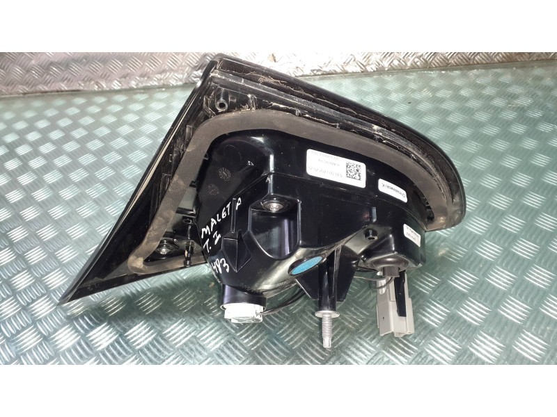 Recambio de piloto trasero izquierdo interior para ford puma referencia OEM IAM L1TB13A603AB  3 PINES