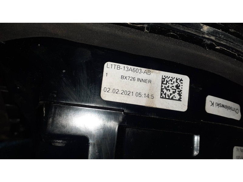 Recambio de piloto trasero izquierdo interior para ford puma referencia OEM IAM L1TB13A603AB  3 PINES