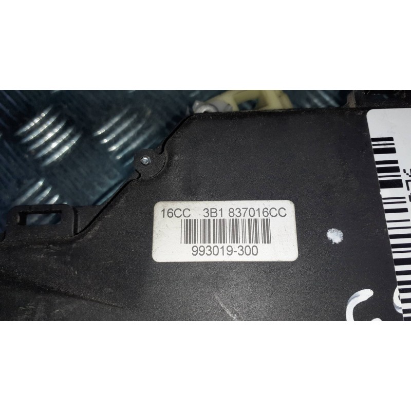 Recambio de cerradura puerta delantera derecha para volkswagen polo (9n3) referencia OEM IAM 3B1837016CC CONECTOR 8 PINES ELECTR