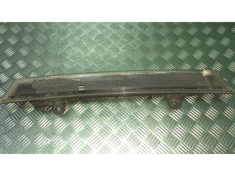 Recambio de luz central de freno para peugeot 208 (p2) referencia OEM IAM 9689043280 9830216280 90032118
