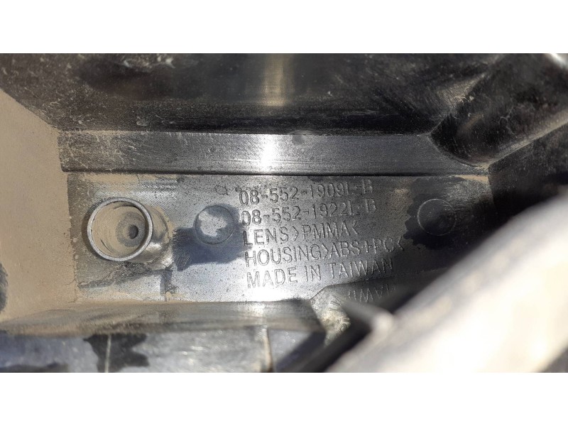 Recambio de piloto trasero izquierdo para citroen berlingo referencia OEM IAM 085521909LB  6 PINES