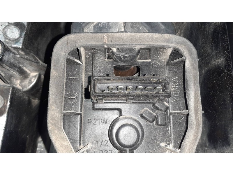 Recambio de piloto trasero izquierdo para citroen berlingo referencia OEM IAM 085521909LB  6 PINES