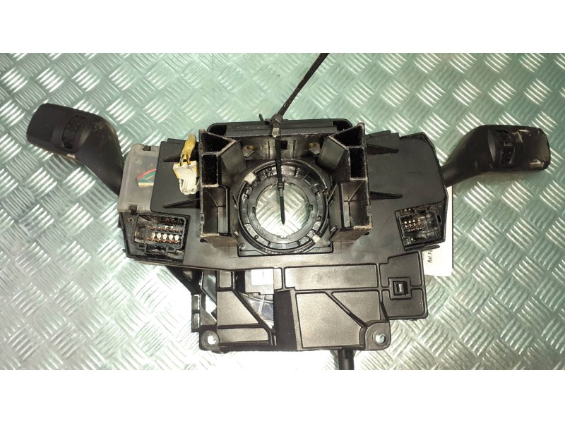 Recambio de mando multifuncion para ford focus lim. (cb4) referencia OEM IAM 4M5T14A664AB 17D940 4M5T