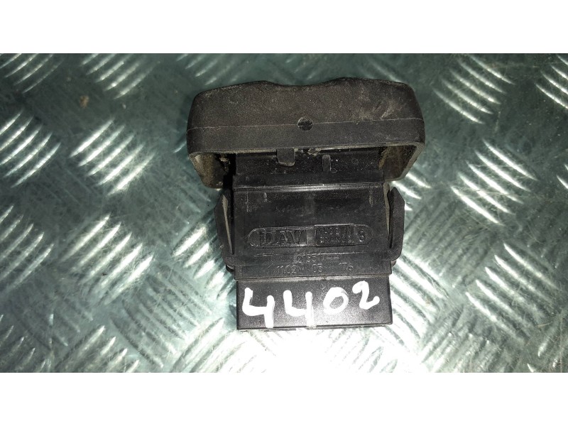 Recambio de mando bloqueo puertas para dacia logan referencia OEM IAM 213517 110205176 