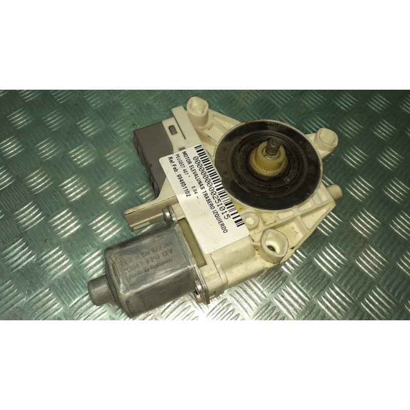 Recambio de motor elevalunas trasero izquierdo para peugeot 407 referencia OEM IAM 994651102 0130822201 