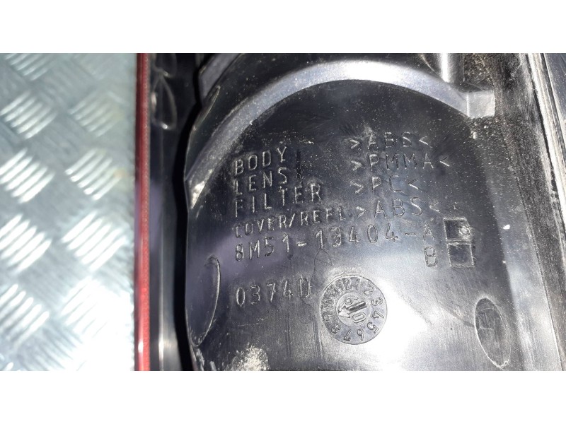 Recambio de piloto trasero derecho para ford focus lim. (cb4) referencia OEM IAM 8M5113404AD  