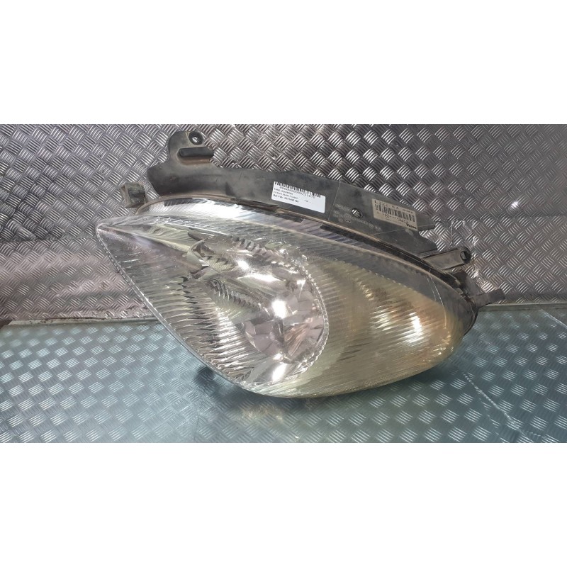 Recambio de faro izquierdo para citroen xsara picasso referencia OEM IAM 9631495180 89800190 