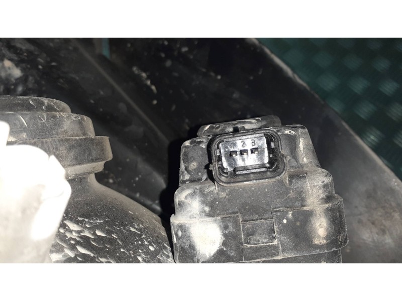 Recambio de faro izquierdo para citroen xsara picasso referencia OEM IAM 9631495180 89800190 