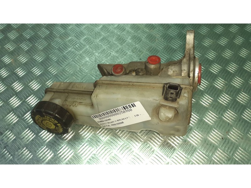 Recambio de bomba freno para renault megane iii berlina 5 p referencia OEM IAM 460910009R  