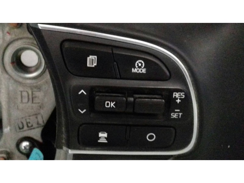 Recambio de volante para kia niro business referencia OEM IAM 56113G5000 1802070943 1802080379