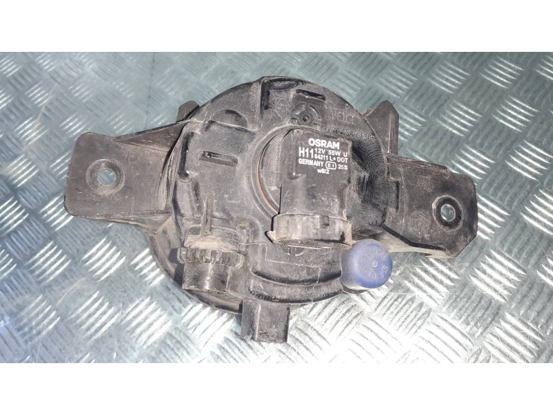 Recambio de faro antiniebla derecho para nissan qashqai (j10) referencia OEM IAM 89206421 261508990A 