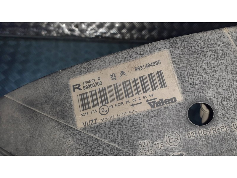 Recambio de faro derecho para citroen xsara picasso referencia OEM IAM 9631494980 89300200 
