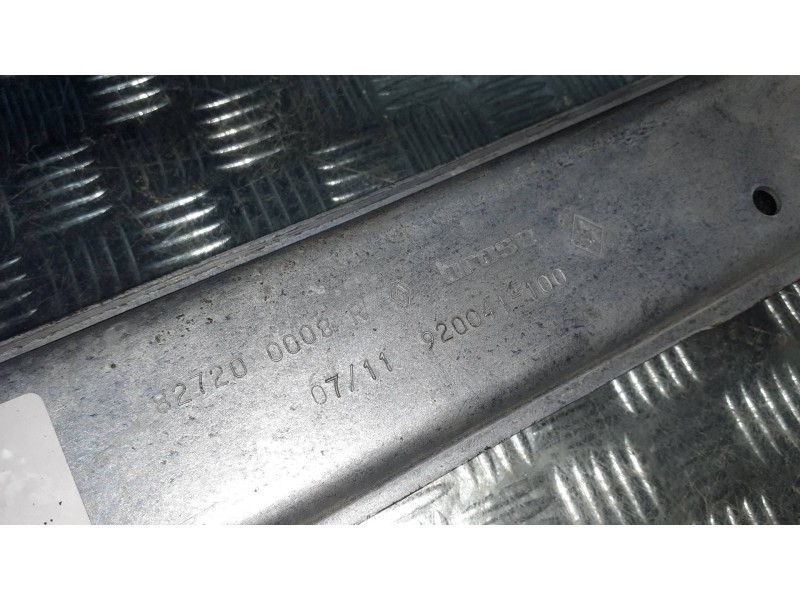 Recambio de elevalunas trasero derecho para renault megane iii berlina 5 p referencia OEM IAM 827200008R 920041100 SIN MOTOR