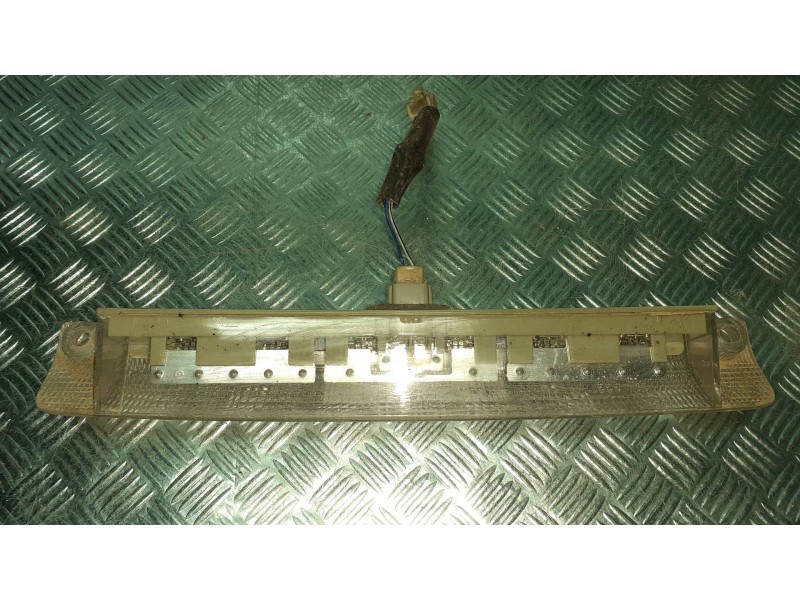 Recambio de luz central de freno para toyota rav 4 (a3) referencia OEM IAM   