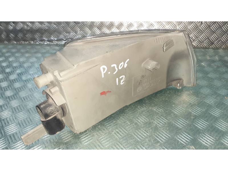 Recambio de piloto delantero izquierdo para peugeot 306 berlina 3/4/5 puertas (s2) referencia OEM IAM G1131  