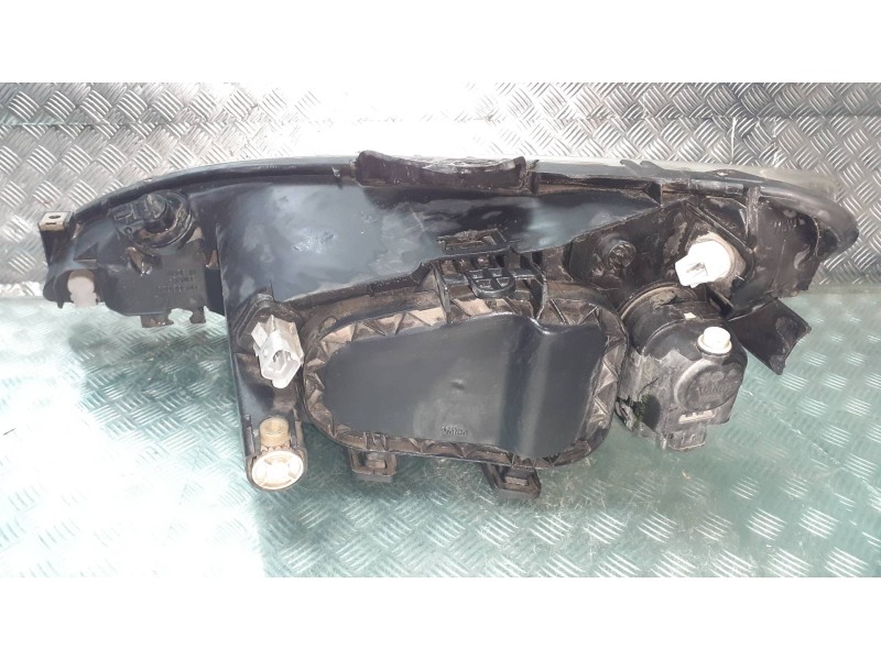 Recambio de faro derecho para peugeot 206 sw referencia OEM IAM 087276 89002772 