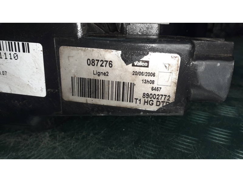 Recambio de faro derecho para peugeot 206 sw referencia OEM IAM 087276 89002772 