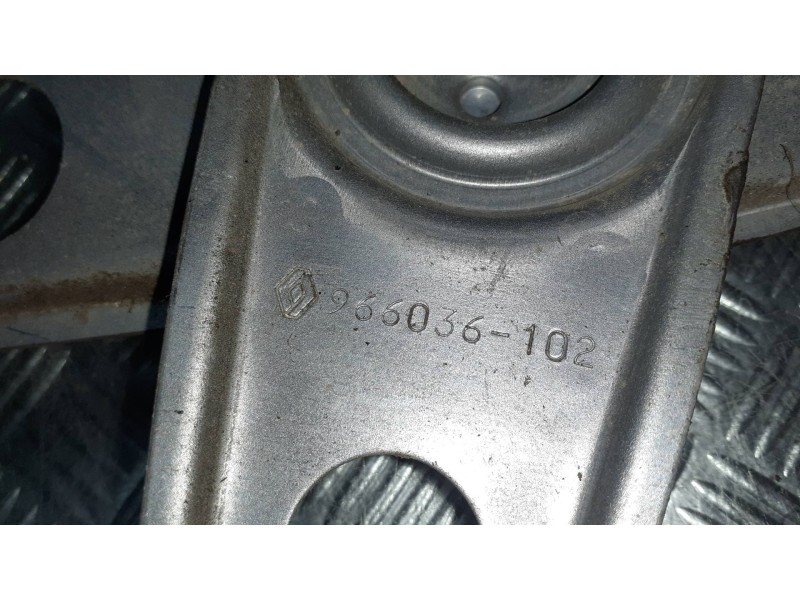Recambio de elevalunas delantero derecho para renault megane iii berlina 5 p referencia OEM IAM 910851102 966036102 MANUAL