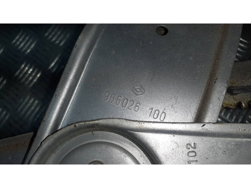 Recambio de elevalunas delantero derecho para renault megane iii berlina 5 p referencia OEM IAM 910851102 966036102 MANUAL