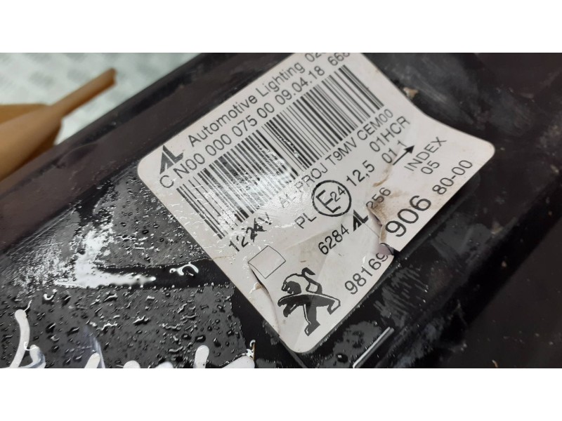 Recambio de faro izquierdo para peugeot 308 referencia OEM IAM 98169906  