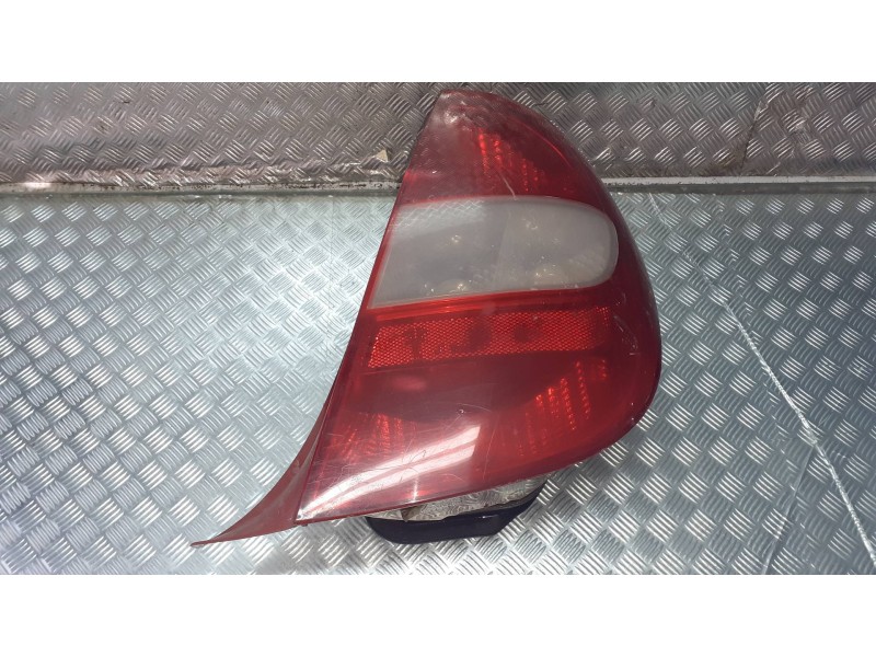 Recambio de piloto trasero derecho para citroen c5 berlina referencia OEM IAM 9632646680  