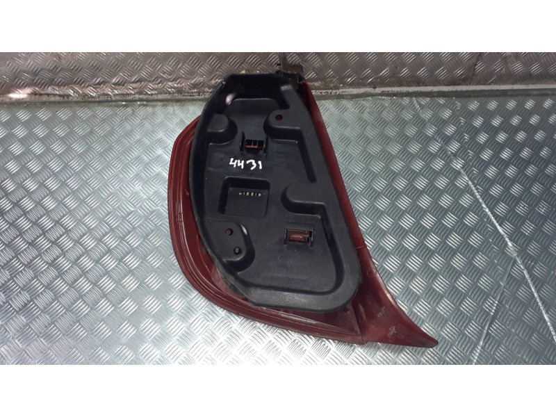 Recambio de piloto trasero derecho para citroen c5 berlina referencia OEM IAM 9632646680  