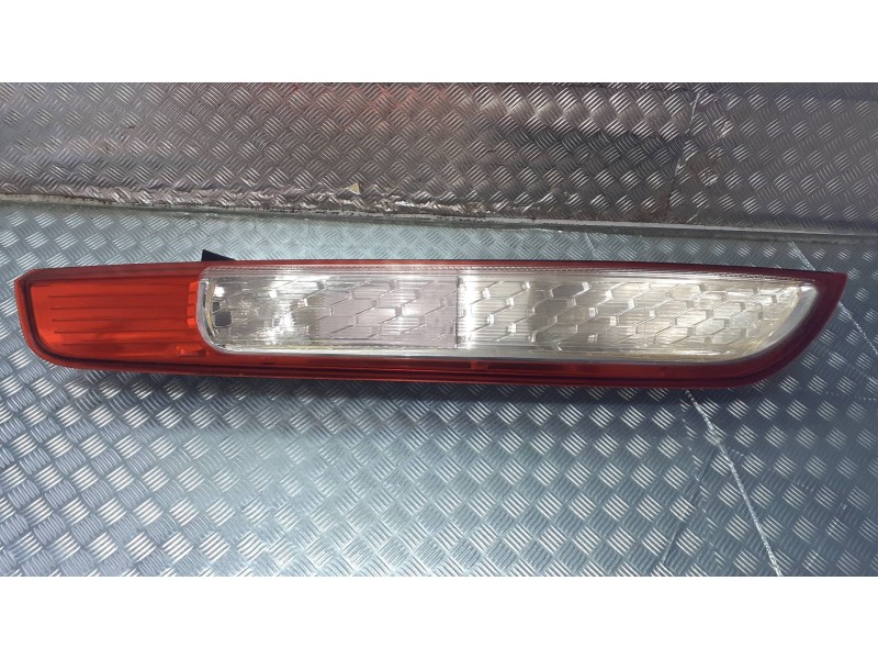 Recambio de piloto trasero izquierdo para ford focus lim. (cb4) referencia OEM IAM 8M5118405AD 8M5113405AB 