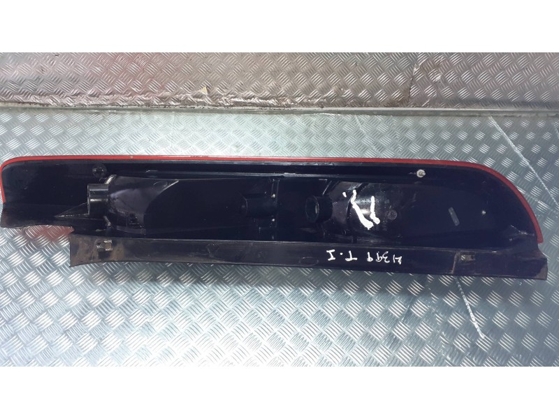 Recambio de piloto trasero izquierdo para ford focus lim. (cb4) referencia OEM IAM 8M5118405AD 8M5113405AB 