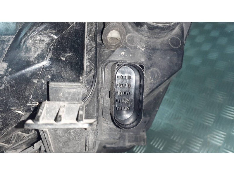 Recambio de faro derecho para ford focus berlina (cap) referencia OEM IAM 4M5113W029AF  