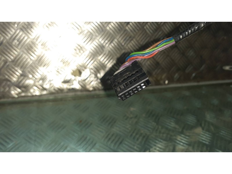 Recambio de retrovisor izquierdo para peugeot 407 referencia OEM IAM 96456984XT  ELECTRICO