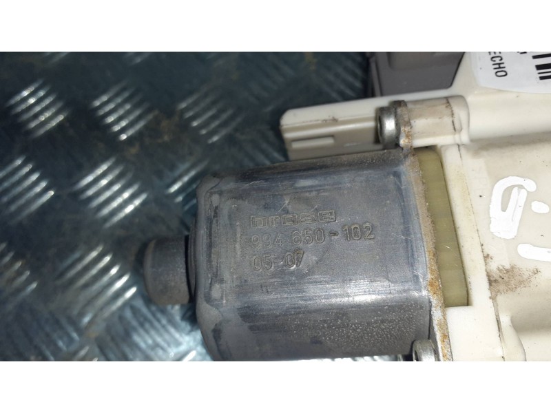 Recambio de motor elevalunas trasero derecho para peugeot 407 referencia OEM IAM 994650102 0130822200 